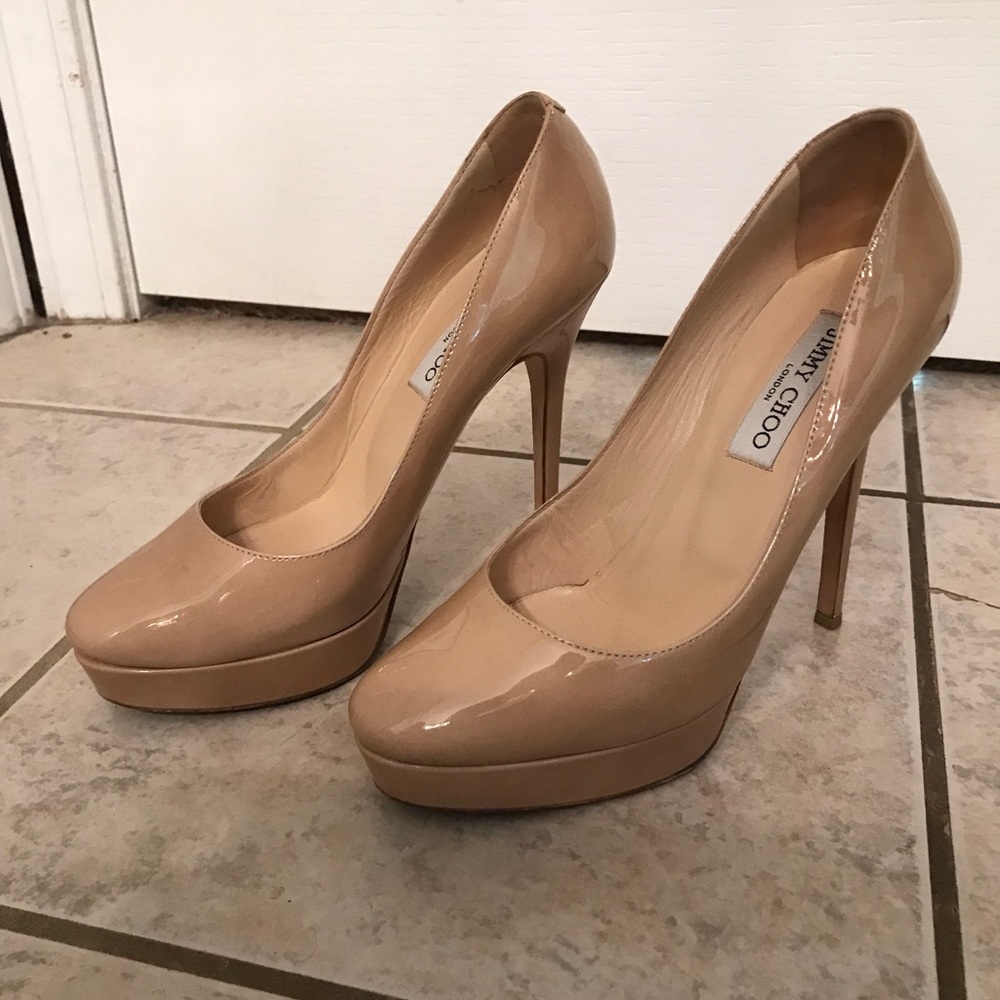 Nude pumps.